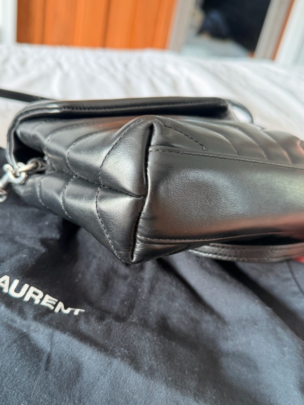 Saint Laurent Black Lambskin Loulou toy bag with Silver hardware - Picture 6 of 11